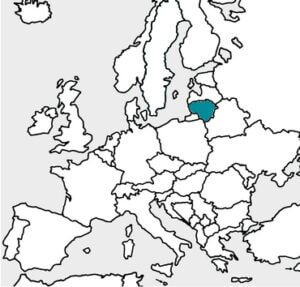 Pays situé au sud de la Lettonie